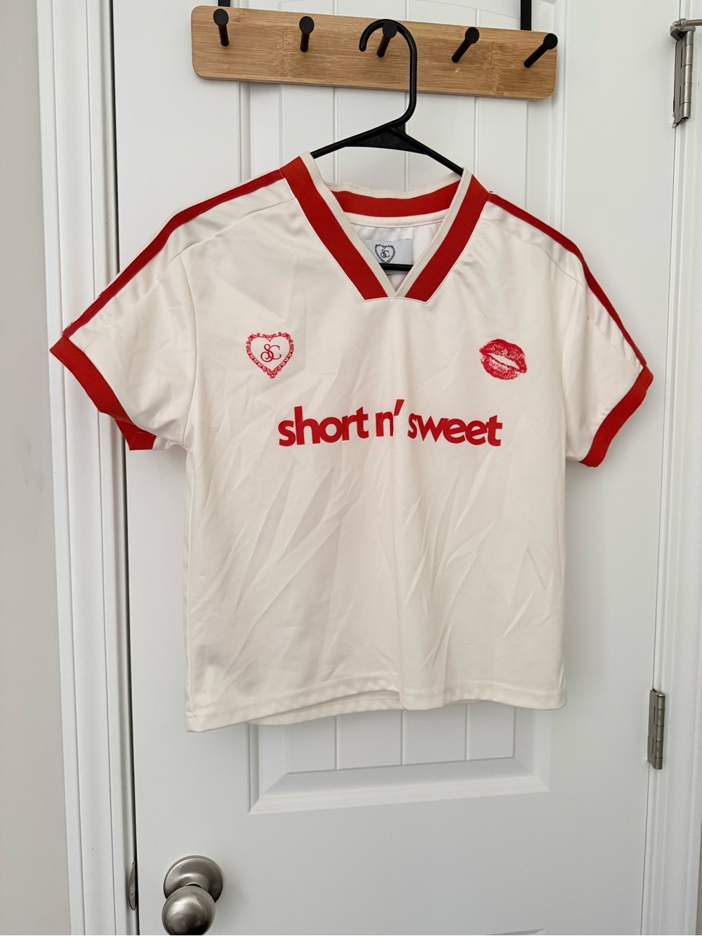 short n' sweet TOUR jersey Sabrina Carpenter / never worn